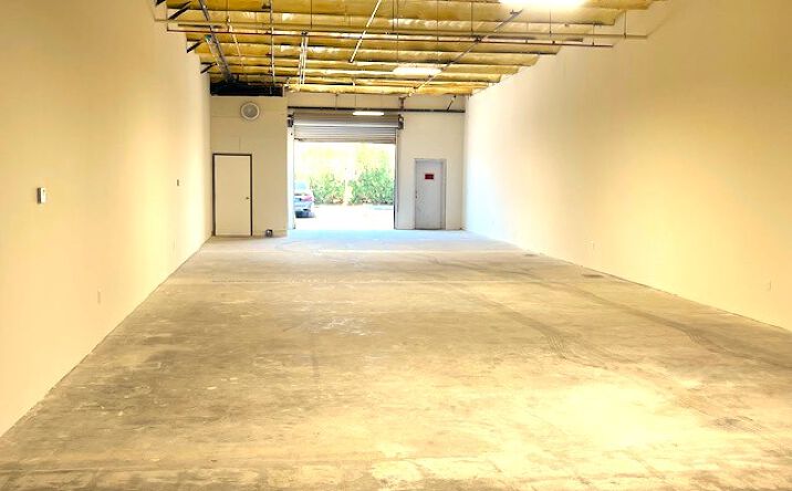 Pictures of Industrial property located at 1251 Montalvo Way, Palm Springs, CA 92262 for lease - image #1