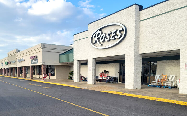 Pictures of Retail property located at 701 Battlefield Blvd, Chesapeake, VA 23320 for lease - image #1