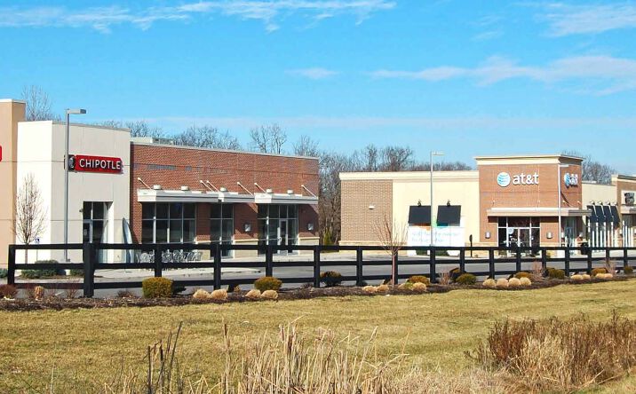 Pictures of Retail property located at 2517 Wilson Rd, Highland Heights, KY 41076 for lease - image #1