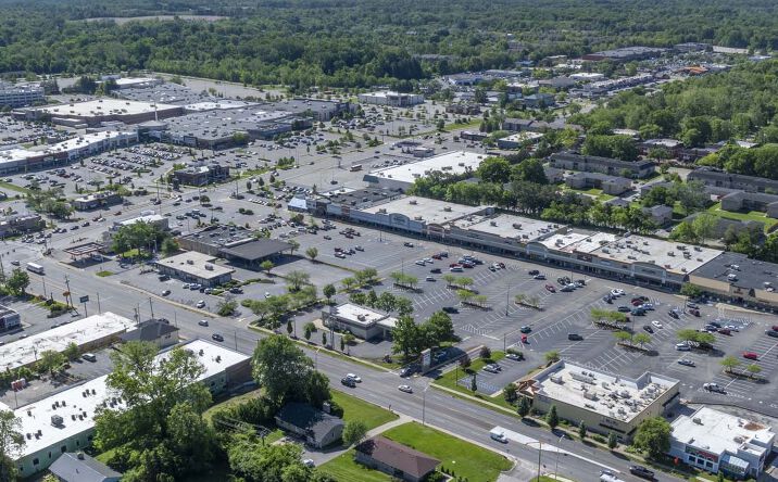 Pictures of Retail property located at 2536 E 3rd St, Bloomington, IN 47401 for lease - image #1