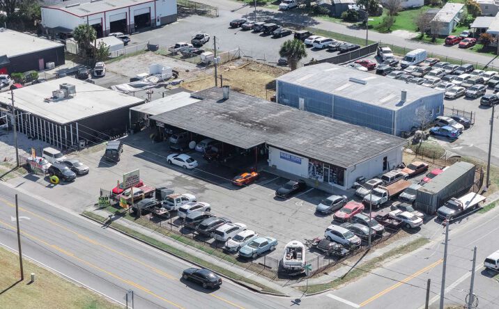 Pictures of Retail, Industrial property located at 140 W Carroll St, Kissimmee, FL 34741 for lease - image #1