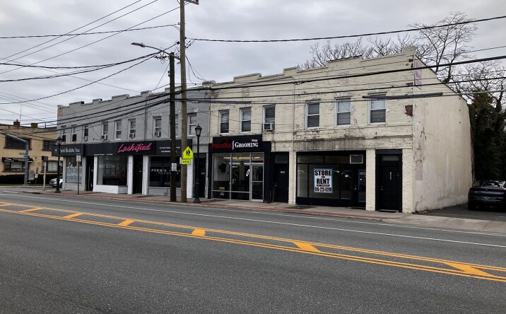 Pictures of Office property located at 1884-1892 Grand Ave, Baldwin, NY 11510 for lease - image #1