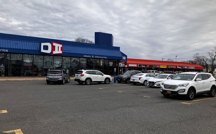 Pictures of Retail property located at 2813-2837 Jerusalem Ave, North Bellmore, NY 11710 for lease - image #1