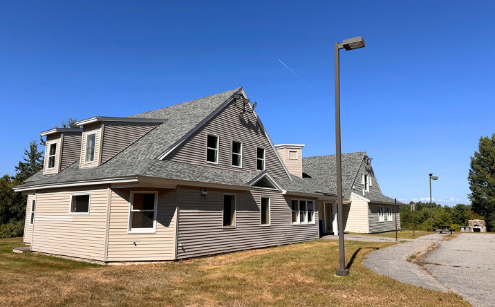 Pictures of Retail property located at 220 Danville Corner Rd, Auburn, ME 04210 for lease - image #1