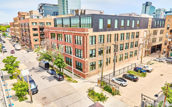 Pictures of Office property located at 210 N Racine Avenue 3S, Chicago, IL 60607 for lease - image #1