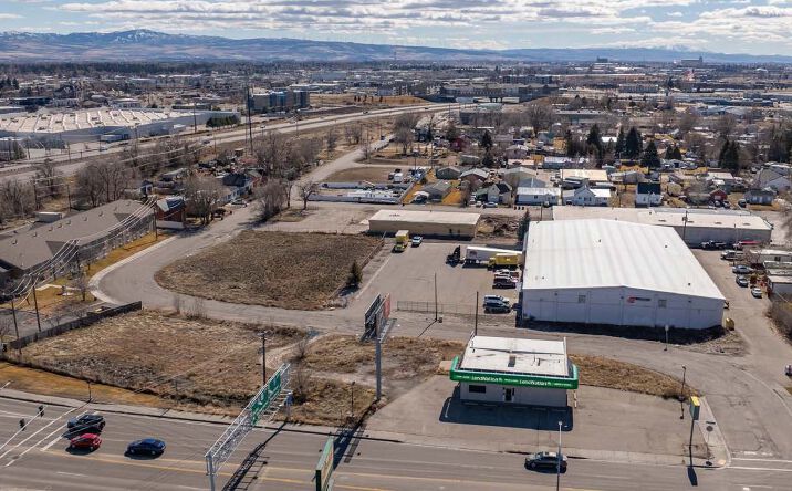 Pictures of Retail property located at 1425 W Broadway St, Idaho Falls, ID 83402 for lease - image #1