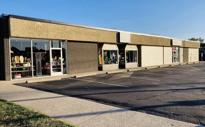 Pictures of Retail property located at 3202 Crescent Ave, Fort Wayne, IN 46805 for lease - image #1