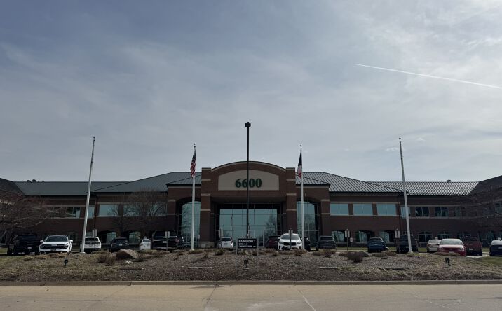 Pictures of Office property located at 6600 Westown Pkwy, West Des Moines, IA 50266 for lease - image #1