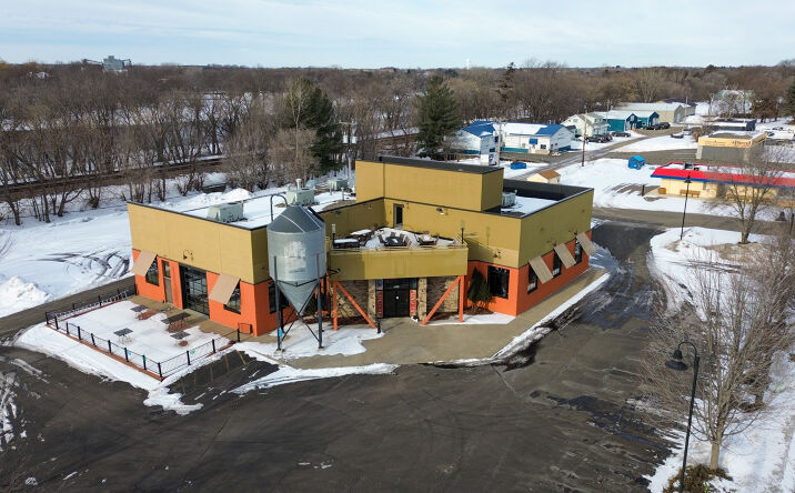 Pictures of Retail property located at 415 N Benton Dr, Sauk Rapids, MN 56379 for lease - image #1