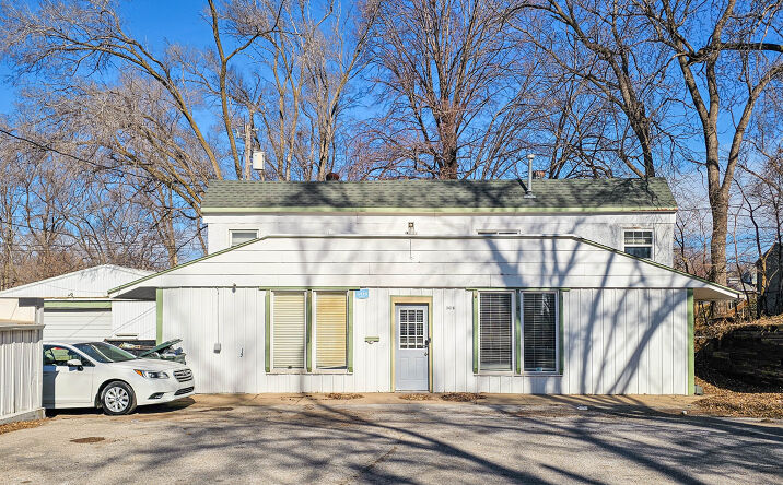 Pictures of Office property located at 3416 Vinton St, Omaha, NE 68105 for lease - image #1