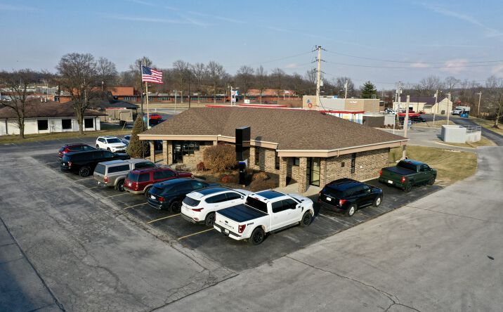 Pictures of Office property located at 1136 W Jackson St, Ozark, MO 65721 for lease - image #1