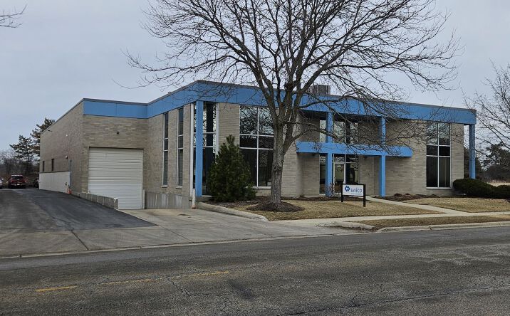 Pictures of Industrial property located at 1570 St Paul Ave, Gurnee, IL 60031 for lease - image #1