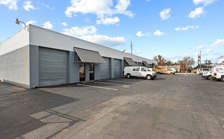 Pictures of Retail, Industrial, Office property located at 5859 New Peachtree Rd, Doraville, GA 30340 for lease - image #1