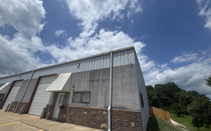 Pictures of Industrial property located at 105 N Chestnut St, Belton, MO 64012 for lease - image #1