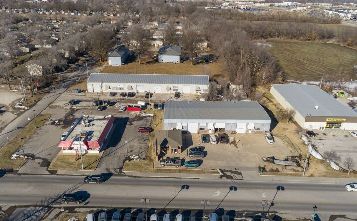 Pictures of Industrial property located at 105 N Chestnut St, Belton, MO 64012 for lease - image #1