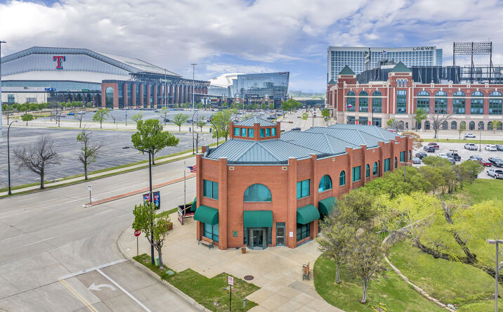 Pictures of Retail, Office property located at 1905 E Randol Mill Rd, Arlington, TX 76011 for lease - image #1
