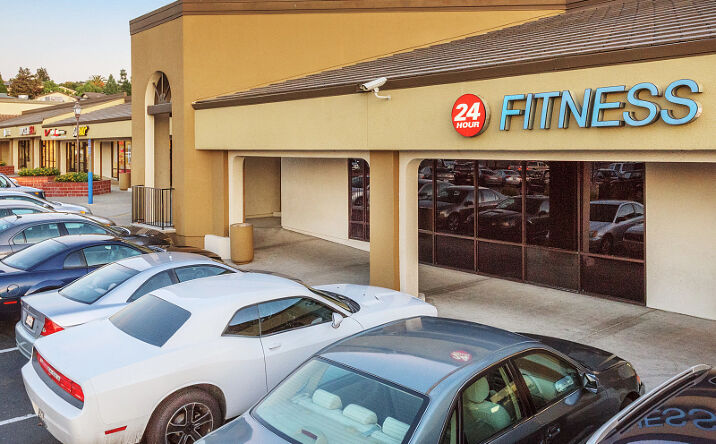 Pictures of Retail property located at 4015 E Castro Valley Blvd, Castro Valley, CA 94552 for lease - image #1