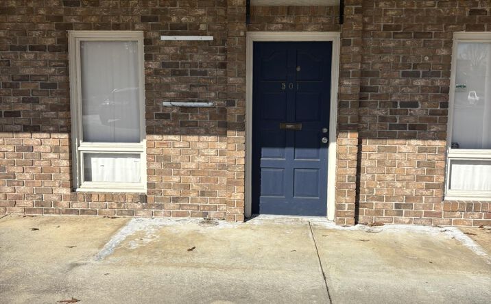 Pictures of Office, Retail property located at 501 S Wise Drive, Sumter, SC 29150 for lease - image #1
