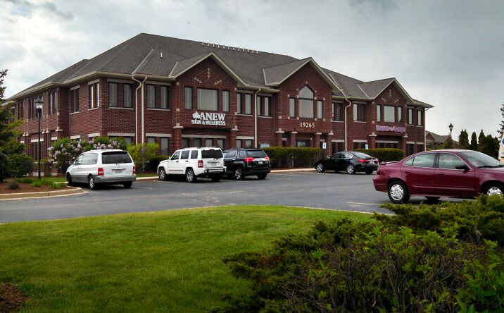 Pictures of Office property located at 19625 W Capitol Dr, Brookfield, WI 53045 for lease - image #1