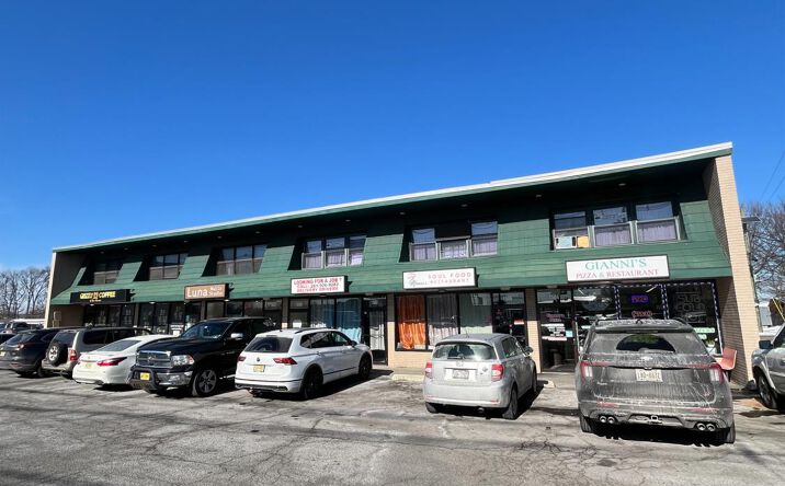 Pictures of Land property located at 1510 Roosevelt Avenue # D, Carteret, NJ 07008 for lease - image #1