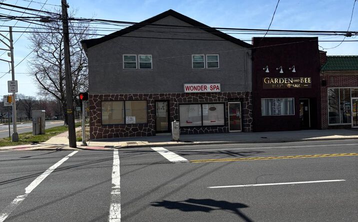 Pictures of Retail property located at 8 Main Street, Eatontown, NJ 07724 for lease - image #1