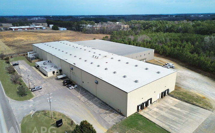 Pictures of Industrial property located at 2711 Commerce Rd, Wilson, NC 27893 for lease - image #1