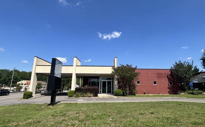 Pictures of Retail, Office property located at 1575 Montgomery Hwy, Hoover, AL 35216 for lease - image #1