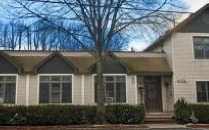 Pictures of Office property located at 648 Holmdel Rd, Hazlet, NJ 07730 for lease - image #1