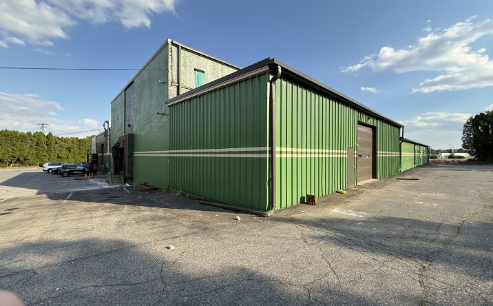 Pictures of Retail, Industrial, Special Purpose property located at 2224 Industrial Dr, Bethlehem, PA 18017 for lease - image #1