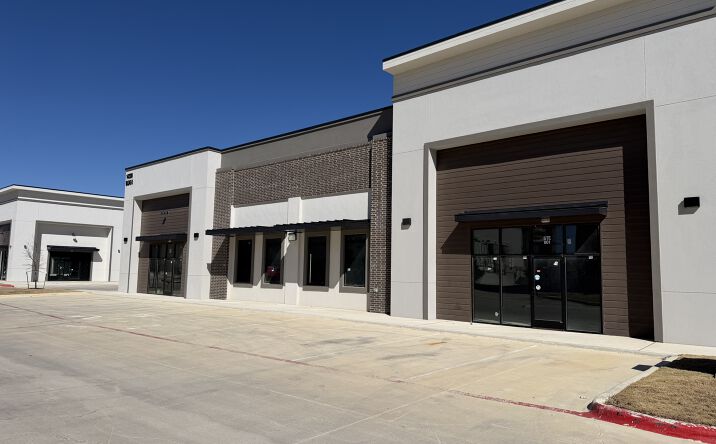 Pictures of Retail, Office, Restaurant property located at 14300 Ronald Reagan Blvd, Leander, TX 78641 for lease - image #1
