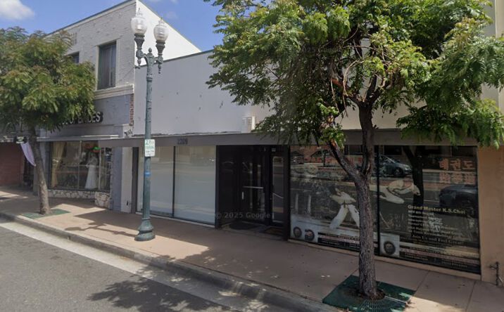 Pictures of Retail, Restaurant property located at 2209 Lomita Blvd, Lomita, CA 90717 for lease - image #1