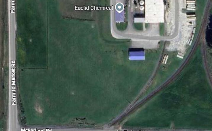 Pictures of Land property located at 13527 Farm to Market Rd, Mount Vernon, WA 98273 for lease - image #1