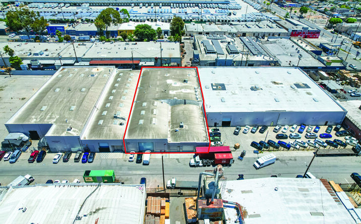 Pictures of Industrial property located at 7006 Stanford Ave, Los Angeles, CA 90001 for lease - image #1