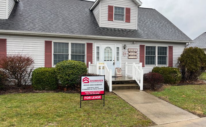 Pictures of Office property located at 380 Browns Ln, Coshocton, OH 43812 for lease - image #1