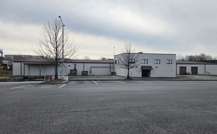 Pictures of Industrial property located at 10720 Lexington Dr, Knoxville, TN 37932 for lease - image #1