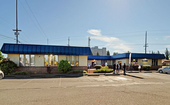 Pictures of Office, Retail, Restaurant property located at 206 E Casino Rd, Everett, WA 98208 for lease - image #1