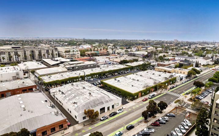 Pictures of Office property located at 2036 Broadway, Santa Monica, CA 90404 for lease - image #1