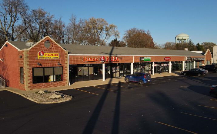 Pictures of Retail property located at 8316 Beechmont Ave, Cincinnati, OH 45255 for lease - image #1