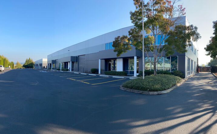 Pictures of Industrial property located at 6110 NE Croeni Ave, Hillsboro, OR 97124 for lease - image #1
