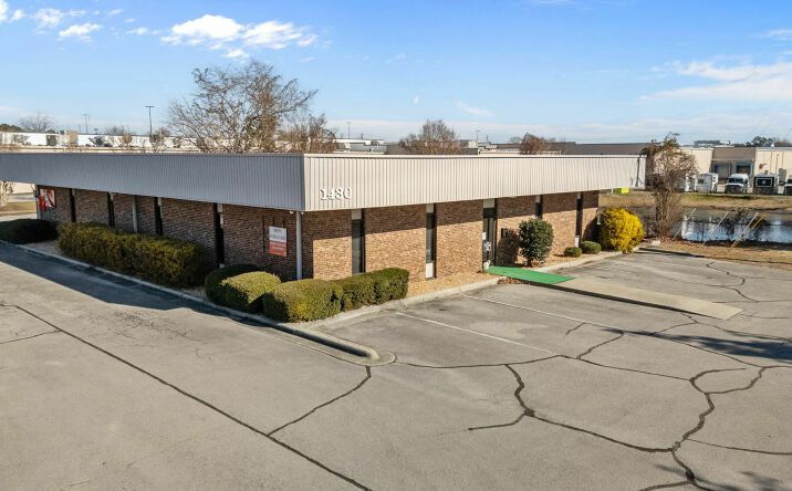 Pictures of Office property located at 1430 McCarthy Blvd, New Bern, NC 28562 for lease - image #1