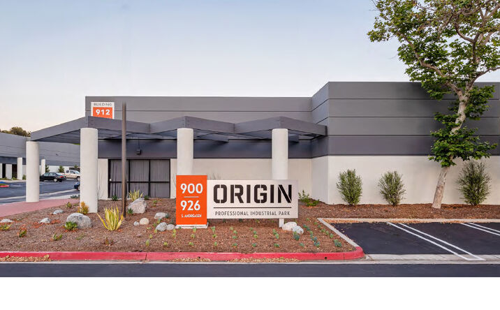 Pictures of Retail, Industrial property located at 926 S Andreasen Dr, Escondido, CA 92029 for lease - image #1