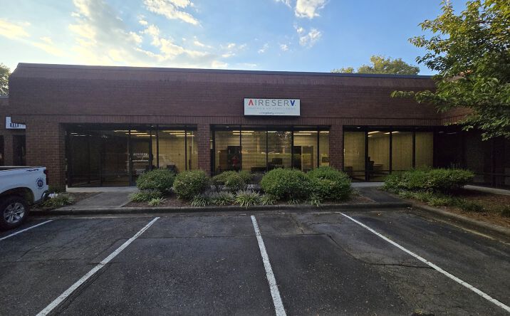 Pictures of Office, Industrial property located at 9600 Southern Pine Blvd, Charlotte, NC 28273 for lease - image #1