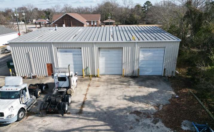 Pictures of Industrial property located at 529 Hillsboro St, Fayetteville, NC 28301 for lease - image #1