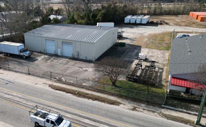 Pictures of Industrial property located at 601 Hillsboro St, Fayetteville, NC 28302 for lease - image #1