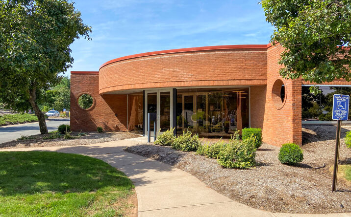 Pictures of Office property located at 624 Hebron Ave, Glastonbury, CT 06033 for lease - image #1