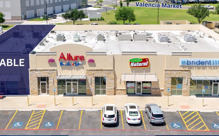 Pictures of Retail property located at 7501 N 10th St, McAllen, TX 78504 for lease - image #1