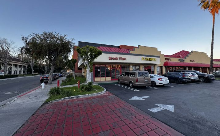 Pictures of Office, Retail, Special Purpose property located at 2031 E 1st St, Santa Ana, CA 92705 for lease - image #1