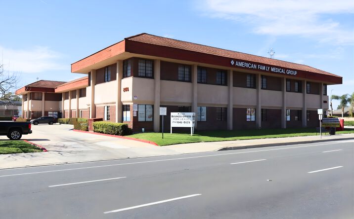 Pictures of Office property located at 2414 S Fairview St, Santa Ana, CA 92704 for lease - image #1