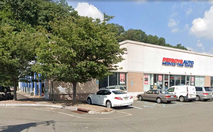 Pictures of Retail property located at State Rd 17 N, Hasbrouck Heights, NJ 07604 for lease - image #1
