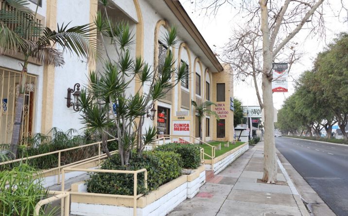 Pictures of Office property located at 1108 W 17th St, Santa Ana, CA 92706 for lease - image #1